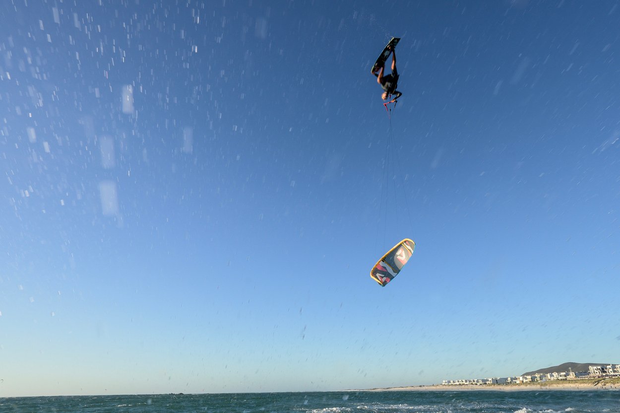 ION Men Wetsuit Seek Core 2/2 Shorty Longsleeve Front Zip 2023