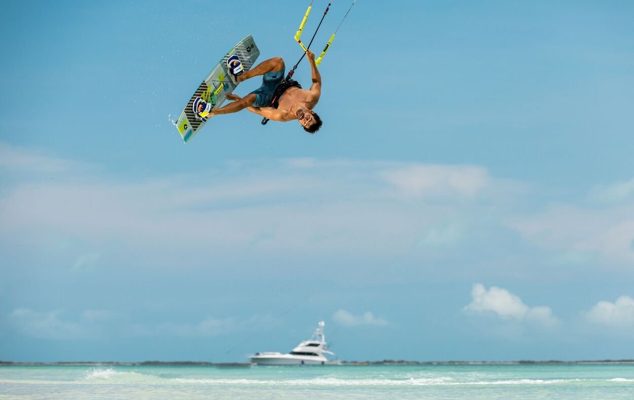 Duotone Select  Concept Blue 2024